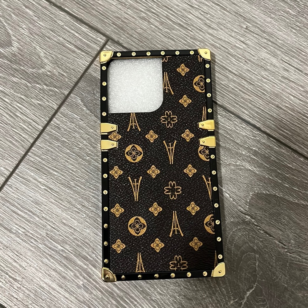 iPhone 13 Pro Max or 14 Case.